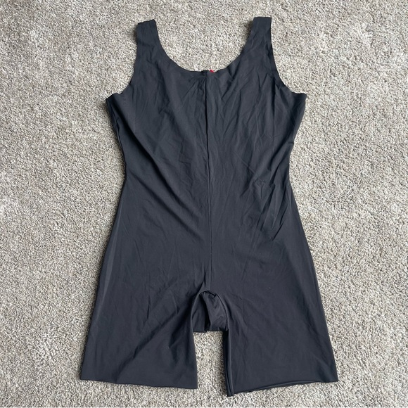 Spanx Slimming Bodysuit Black size XL - Picture 6 of 8